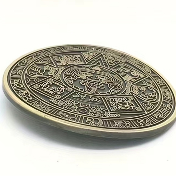 New Aztec calendar belt buckle approximately 3.5". Message me with your choice - Picture 9 of 10